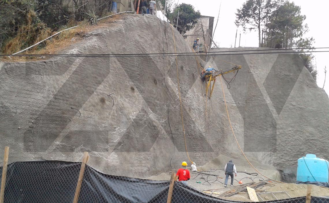 anclas-pasivas-anclas-activas-barrenacion-voladuras-concreto-lanzado-via-seca-cimentaciones-profundas-geotecnia-deep-foundations-ground-excavation-anchorage-auger-mortero-cemento-hormigon-proyectado-anclaje-estabilizacion-taludes-sotanos-terreno-instalacion-malla-drenes-llorones-anclas-activas-tensado-torones-placas-acuñamiento-estabilizacion-taludes-pared-anclada-cisternas-excavacion-tuneles-canales-muros-contencion-servicio-todo-mexico-pais-cdmx-zona-metropolitana-revista-espacios-construccion-arquitectura-habitissimo-obrasweb-construccion-revista-obras-virtualpro-cmic-zxy-gyec-driller-necs-itecsa-pimosa-cimesa-concretos-lanzados-construcciones-shotcrete-clc-terratest-terramec-geo-soluciones-gandara-armortech-viesa-oroc-gepesa-animal-soil-cipromex-ingenieria-geotecnica-icg-cgm-constructo-imc-cgm-grumacranes-ajm-alfo-imcyc-avanzacimentaciones-neumatica-perforacion-nyp-stenuick-rexdril-engranaje-cerbits-prorock-mejor-empresa-de-cimentacion-zxy-